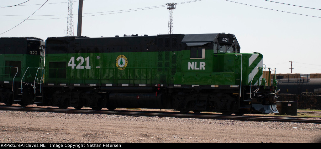 NLR 421